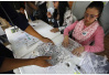 哥伦比亚总统选举将举行第二轮投票　无一候选人获超过半数选票