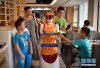 餐馆逐渐用机器人取代服务员　机器人餐厅将普及？