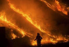 加州又燃两起大火！多名消防员受伤