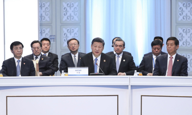 习近平出席上海合作组织成员国元首理事会第十七次会议