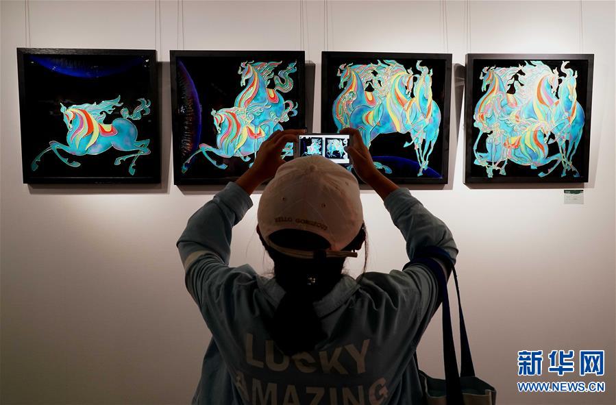 （文化）（6）“洛阳三彩艺术作品巡展”首展在河南博物院开展